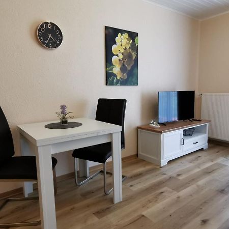 Haus Weingarten Appartements-Zimmer แอนสท์ ภายนอก รูปภาพ