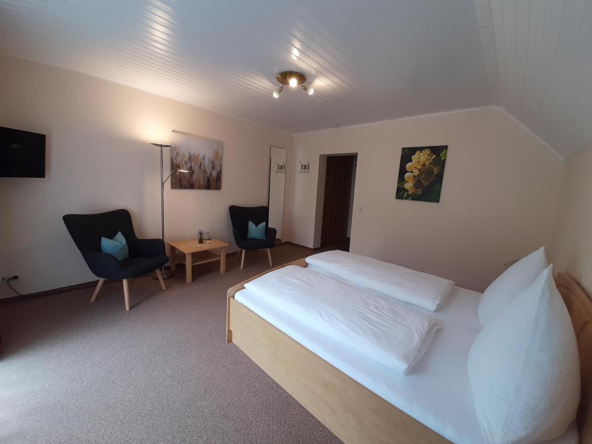 Haus Weingarten Appartements-Zimmer แอนสท์ ภายนอก รูปภาพ