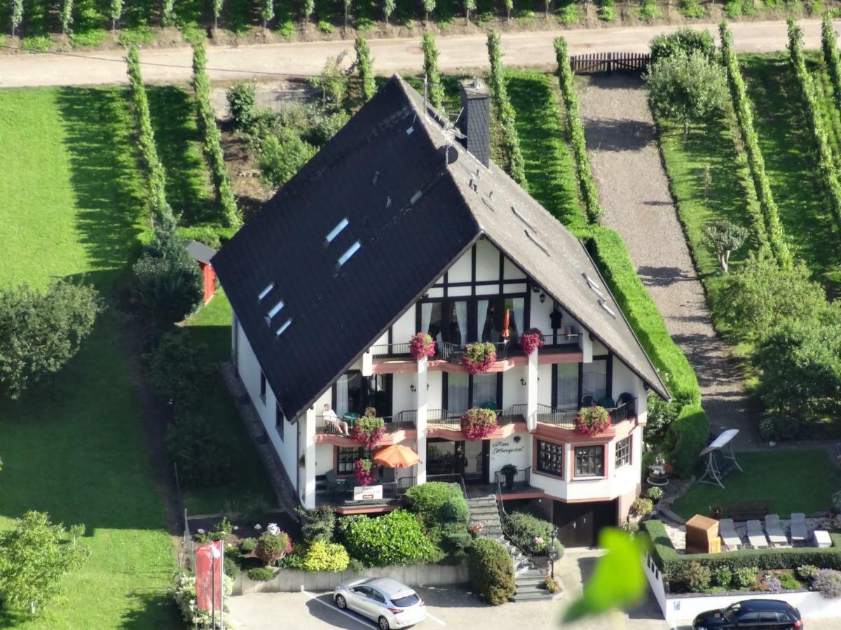 Haus Weingarten Appartements-Zimmer แอนสท์ ภายนอก รูปภาพ